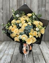 Букет цветов из:  Розы и Лизиантусы в Озерецкий