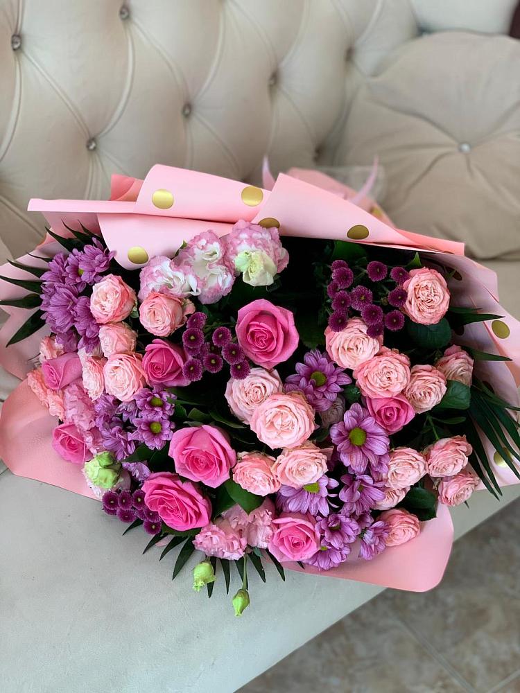 Букет цветов из: Хризантемы, Розы и Лизиантусы в Озерецкий