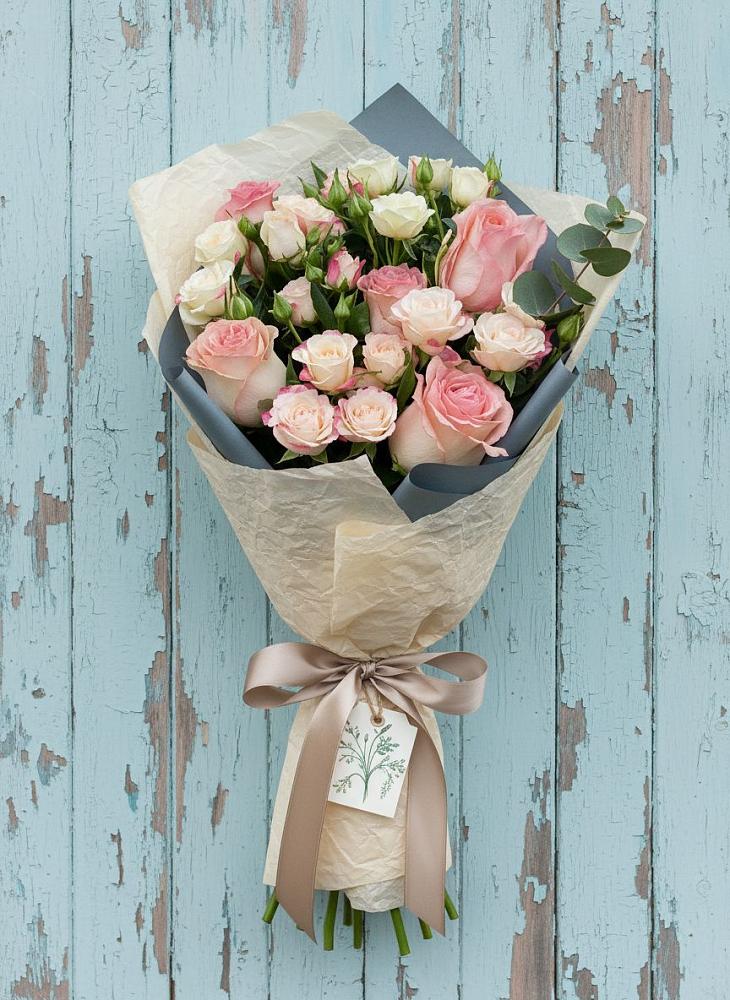 Букет цветов из: Розы в Озерецкий