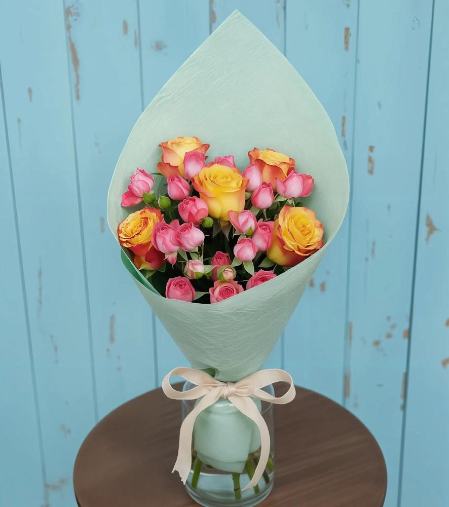 Букет цветов из: Розы в Озерецкий