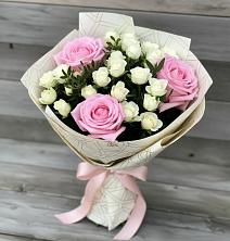 Букет цветов из:  Розы в Озерецкий