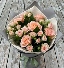 Букет цветов из:  Розы в Озерецкий